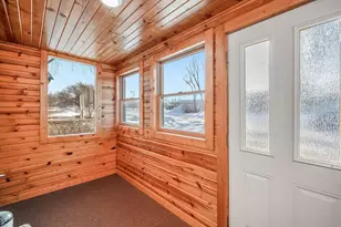 811 E 5th St, Blue Earth, MN 56013 - Photo 3