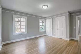 2056 Summit Ave, Saint Paul, MN 55105 - Photo 23