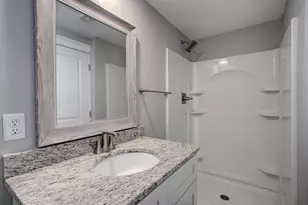 2056 Summit Ave, Saint Paul, MN 55105 - Photo 31