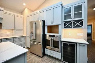 384 Valley Oaks Dr, Winona, MN 55987 - Photo 7