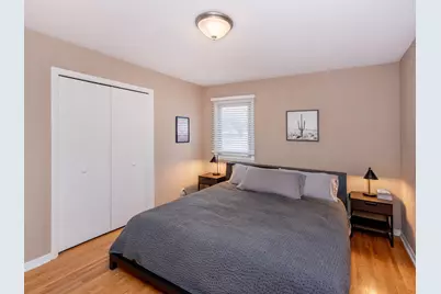 10341 Clinton Avenue S, Bloomington, MN 55420 - Photo 11