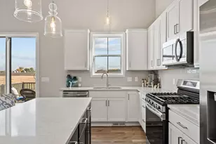 18126 Garland Path, Lakeville, MN 55044 - Photo 5