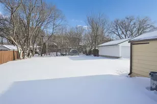 318 12th St N, Moorhead, MN 56560 - Photo 11