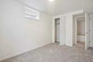 318 12th St N, Moorhead, MN 56560 - Photo 9