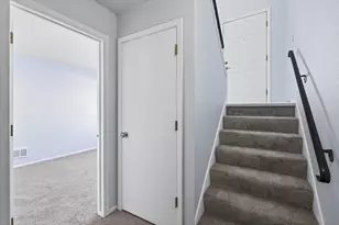 6830 Sandlewood Rd, Woodbury, MN 55125 - Photo 25