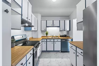 6830 Sandlewood Road, Woodbury, MN 55125 - Photo 15