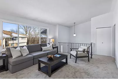 6830 Sandlewood Road, Woodbury, MN 55125 - Photo 7