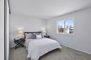 6830 Sandlewood Rd, Woodbury, MN 55125 - Photo 17