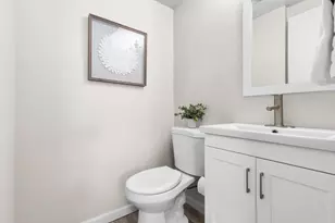 8527 W 97th St Cir, Bloomington, MN 55438 - Photo 15