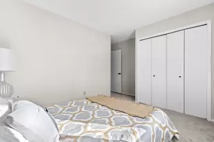 8527 W 97th St Cir, Bloomington, MN 55438 - Photo 17