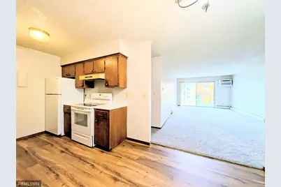 2700 Dale Street N #A214, Roseville, MN 55113 - Photo 3