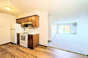 2700 Dale St N, Roseville, MN 55113 - Photo 3