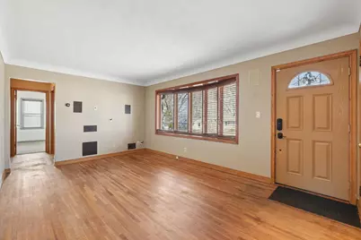 2344 Cowern Place E, North Saint Paul, MN 55109 - Photo 3