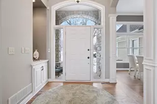 8064 Enclave Cir, Woodbury, MN 55125 - Photo 13