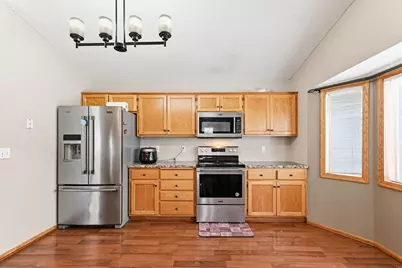 5447 Kalenda Drive NE, Albertville, MN 55301 - Photo 11