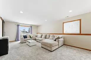 5447 Kalenda Dr NE, Albertville, MN 55301 - Photo 23