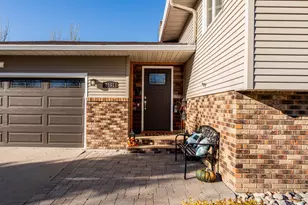 2601 Atlantic Dr S, Fargo,  58103 - Photo 3