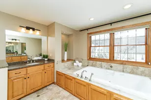 3964 Autumn Lake Ct SW, Rochester, MN 55902 - Photo 45