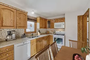 1021 Marshall Ave, Saint Paul Park, MN 55071 - Photo 5