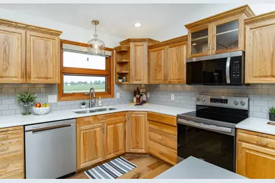 6005 Salem Road SW, Rochester, MN 55902 - Photo 15