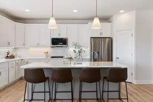 2041 Lusitano Street S, Shakopee, MN 55379 - Photo 21