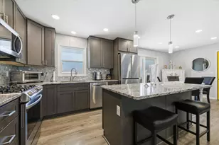 6424 Zealand Ave N, Brooklyn Park, MN 55428 - Photo 7