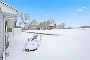 416 Raymond St, Somerset, WI 54025 - Photo 17