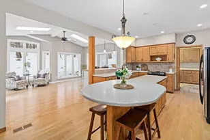 3970 Evergreen Pl, Shoreview, MN 55126 - Photo 3