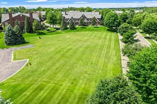 10814 Falling Water Ln, Woodbury, MN 55129 - Photo 99
