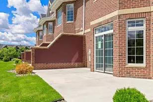 10814 Falling Water Ln, Woodbury, MN 55129 - Photo 59