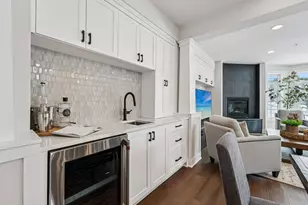 10814 Falling Water Ln, Woodbury, MN 55129 - Photo 17