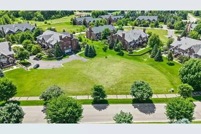 10814 Falling Water Lane #D, Woodbury, MN 55129 - Photo 103