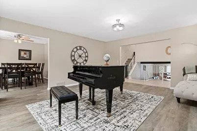 10316 Nesbitt Avenue S, Bloomington, MN 55437 - Photo 11