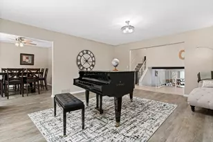 10316 Nesbitt Ave S, Bloomington, MN 55437 - Photo 11