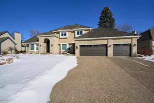 11472 Mt Curve Rd, Eden Prairie, MN 55347 - Photo 25