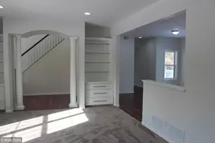 25200 Yellowstone Trail, Excelsior, MN 55331 - Photo 7