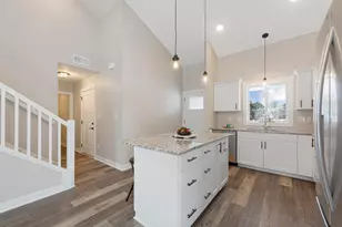 512B 1st Ave SW, Hayfield, MN 55940 - Photo 15