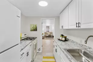 818 E 36th St, Minneapolis, MN 55407 - Photo 3