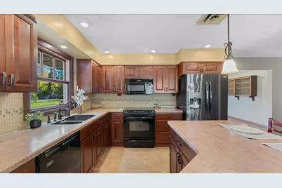 900 13th Avenue SW, Willmar, MN 56201 - Photo 15