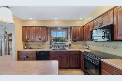900 13th Avenue SW, Willmar, MN 56201 - Photo 17