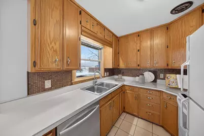 304 16th Avenue NE, Austin, MN 55912 - Photo 9