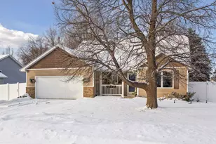 15639 Crocus Ave W, Rosemount, MN 55068 - Photo 3