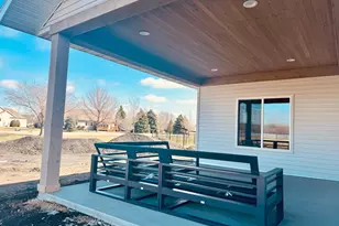 4736 Hampton Loop S, Moorhead, MN 56560 - Photo 25