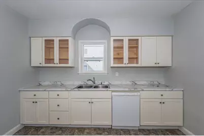 1924 Banks Avenue, Superior, WI 54880 - Photo 3