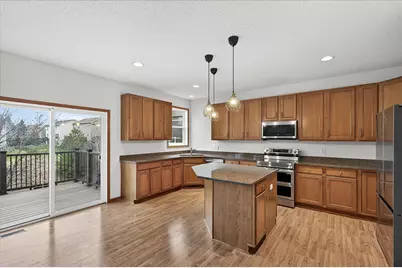 17047 Stonebriar Circle SW, Prior Lake, MN 55372 - Photo 5