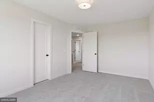 10115 Blackmoor Rd, Woodbury, MN 55129 - Photo 33