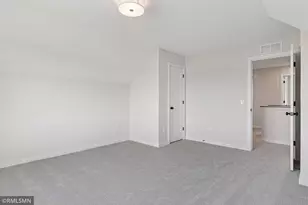 10115 Blackmoor Rd, Woodbury, MN 55129 - Photo 31