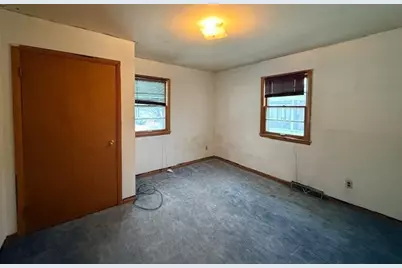 415 Main Street E, Eitzen, MN 55931 - Photo 5