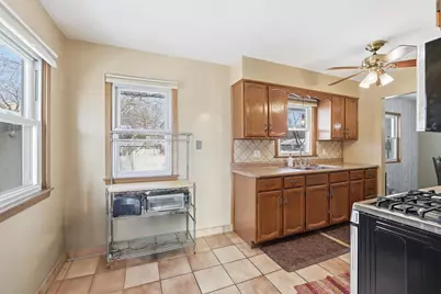 2447 Minnehaha Avenue E, Maplewood, MN 55119 - Photo 3