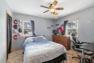 2447 Minnehaha Ave E, Maplewood, MN 55119 - Photo 11